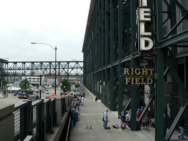 写真：RIGHT FIELD